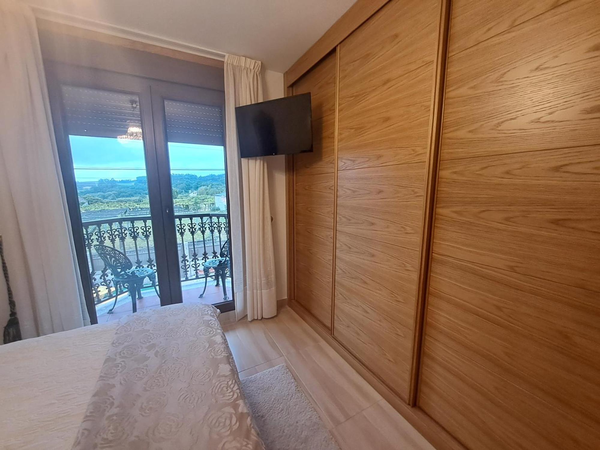 Casa Victoria Garden Con Jacuzzi Y Piscina Villa Caldas De Reis Luaran gambar